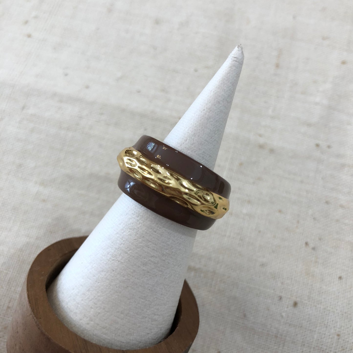 Molé Arc Ring
