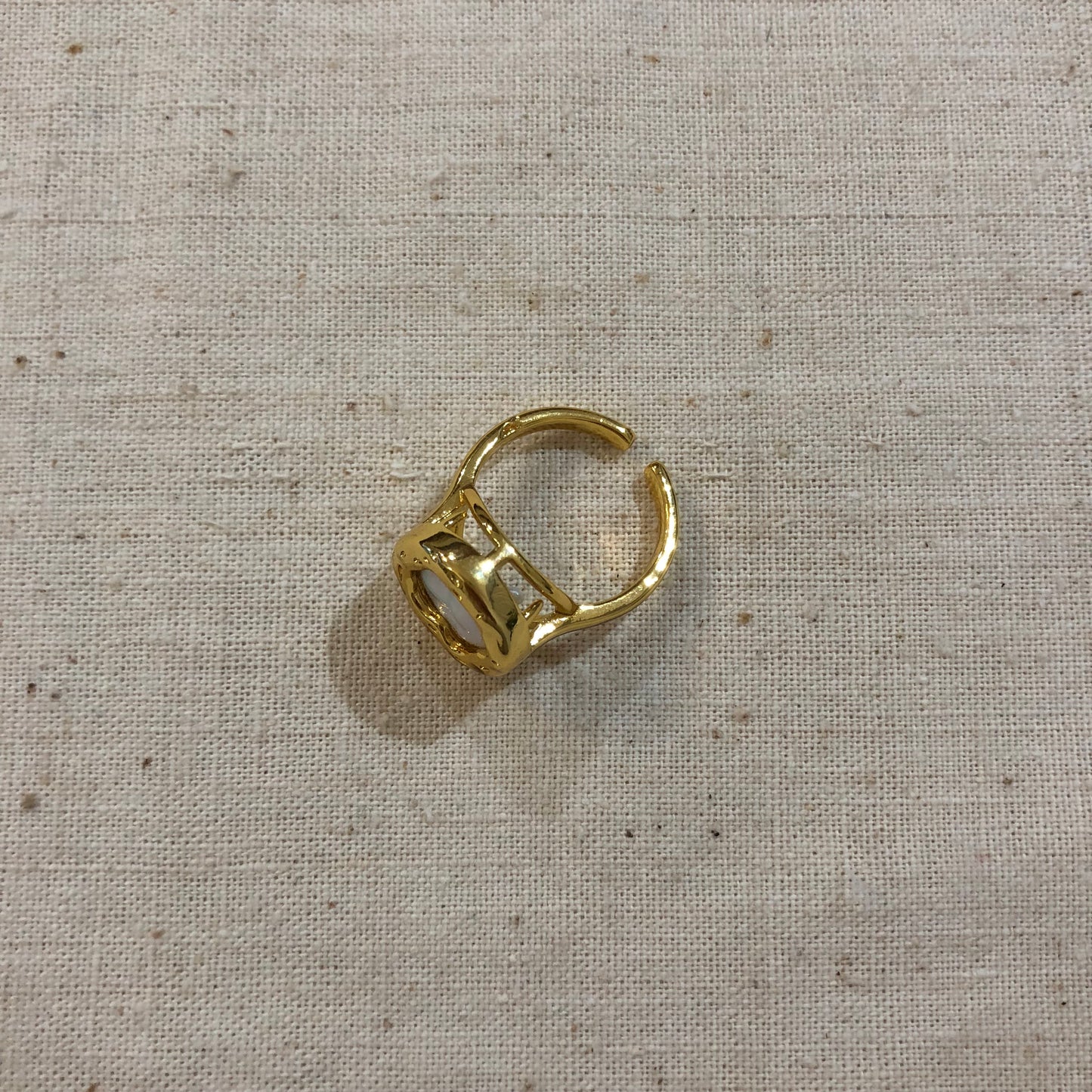 Molten Pearl Halo Ring