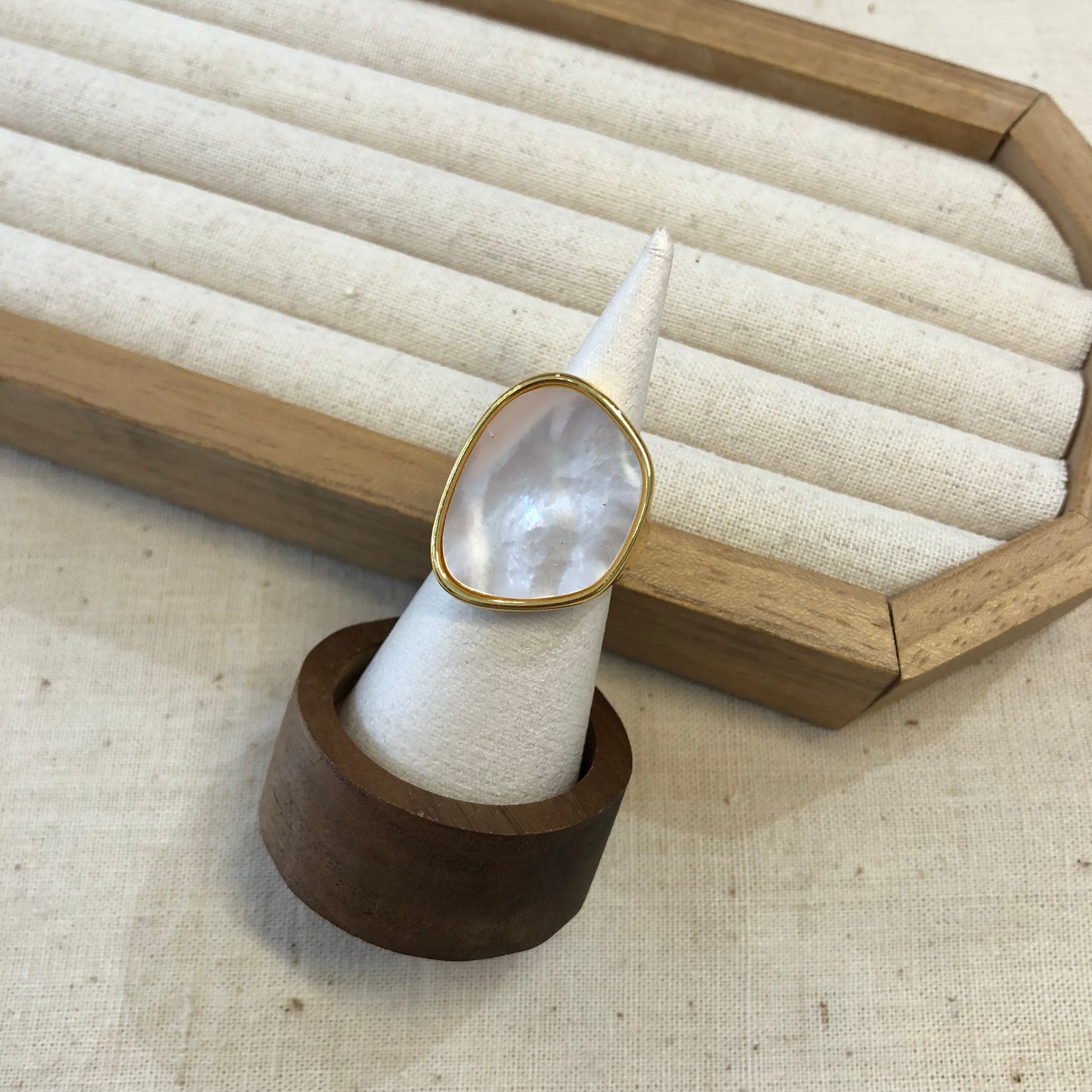 Drift Shell Sculpted Ring