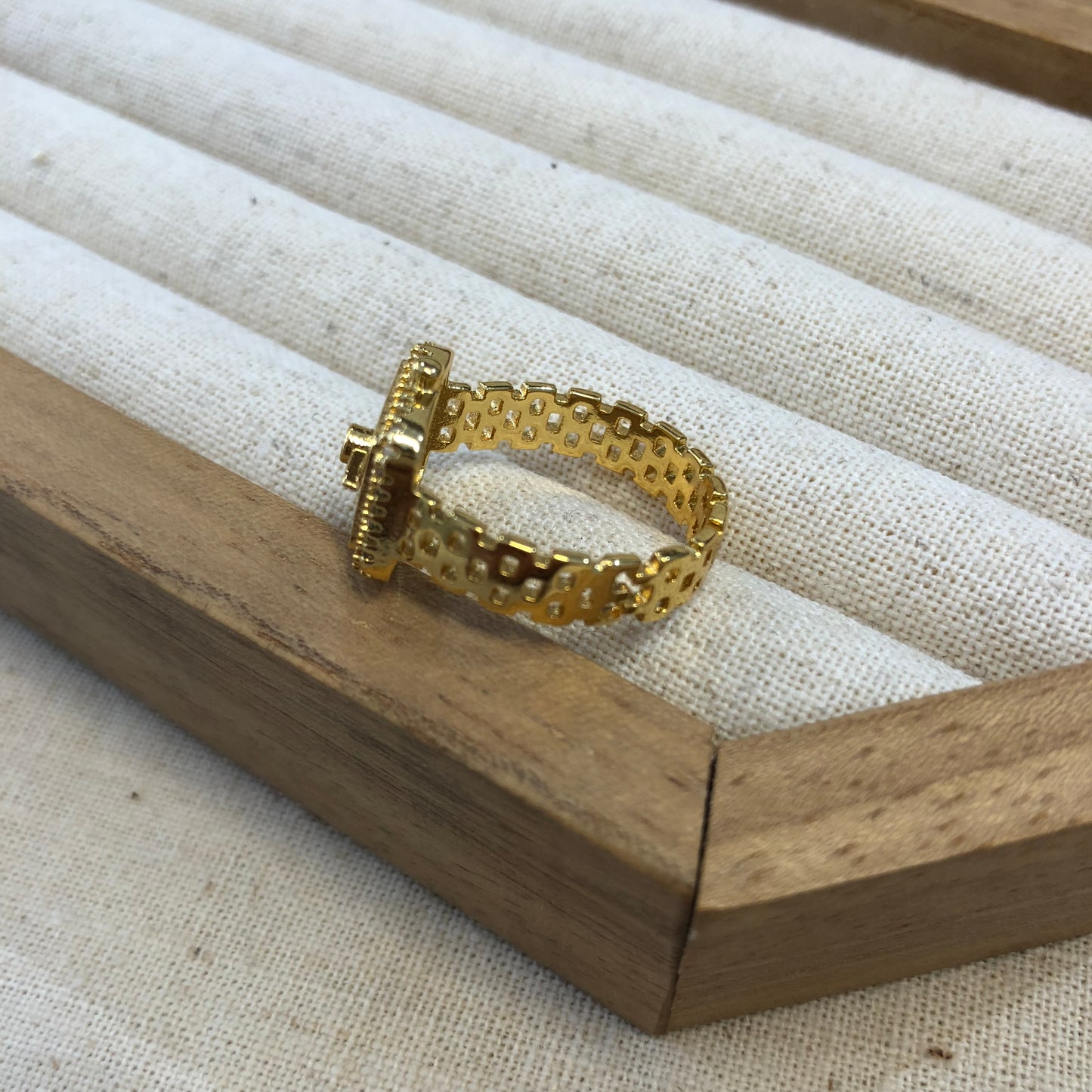 Luminous Dial Shell Ring