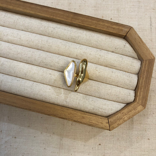 Sculpted Mother-of-Pearl Wave Ring