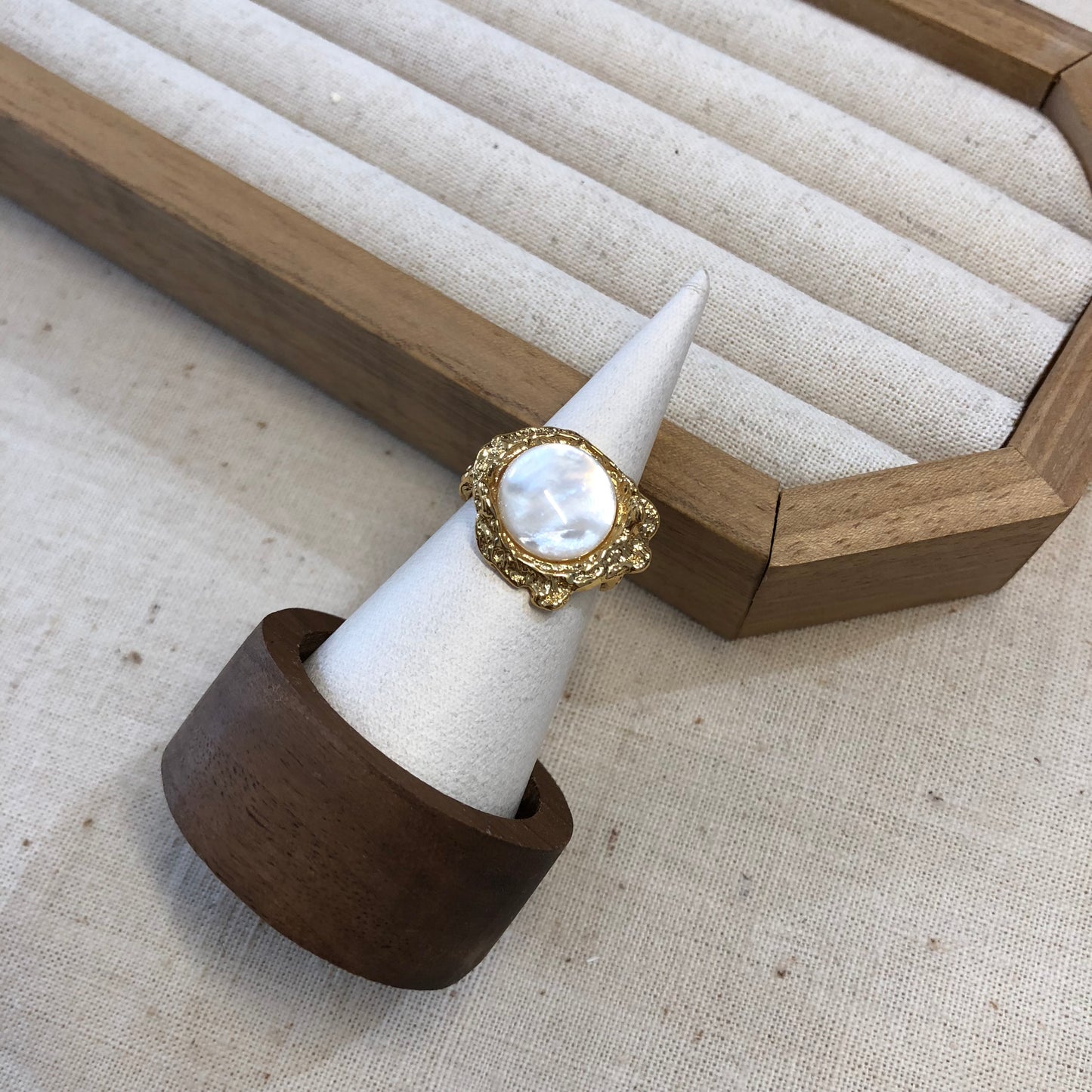 Golden Reef Shell Ring