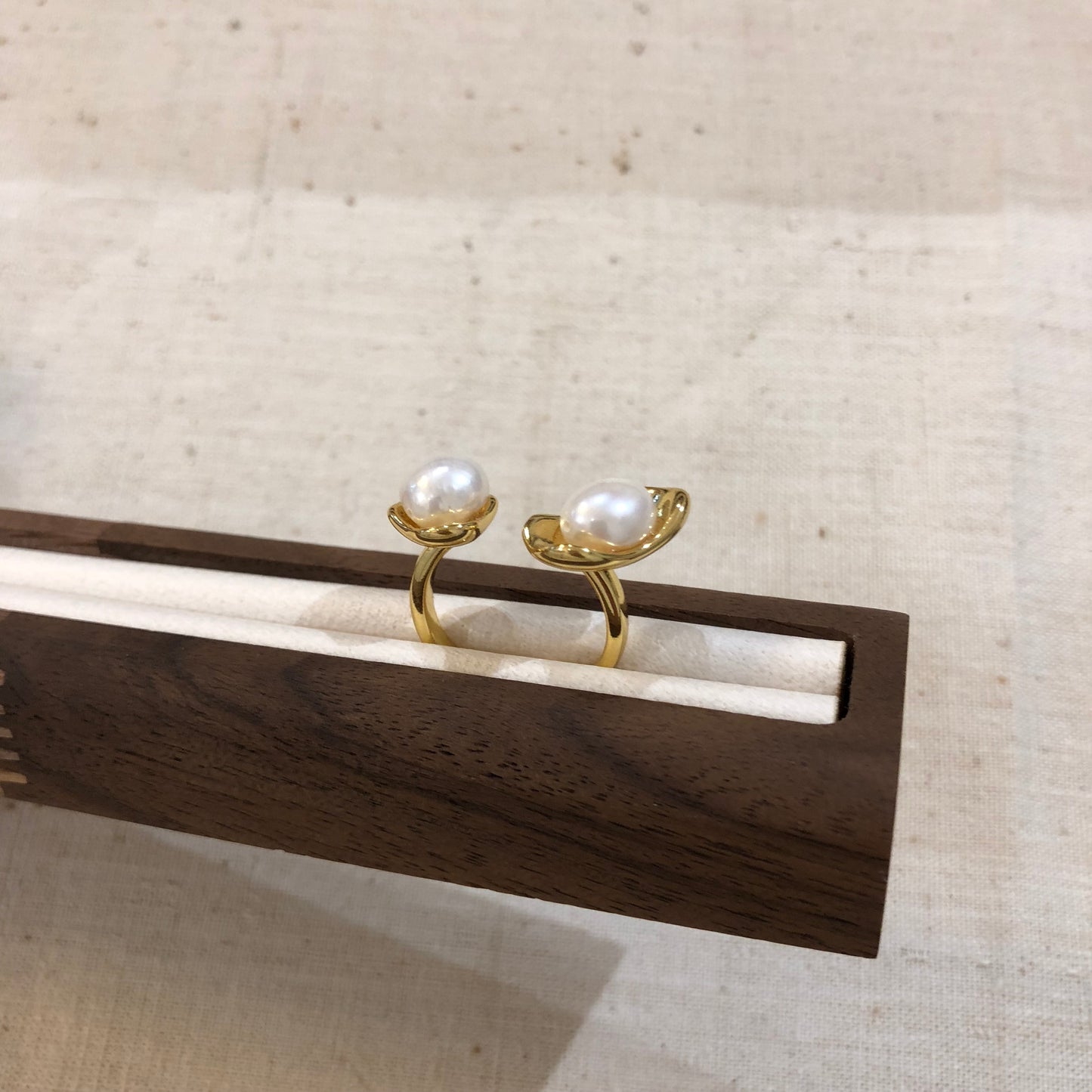 Pearl Dish Duo Ring