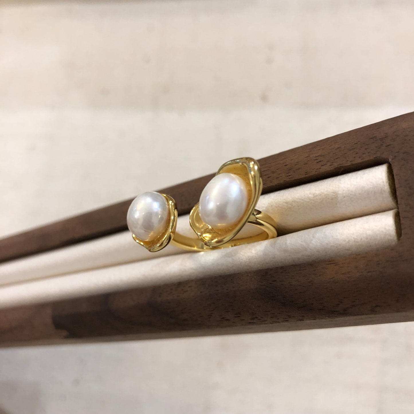 Pearl Dish Duo Ring